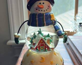 Snowman Musical Snow globe