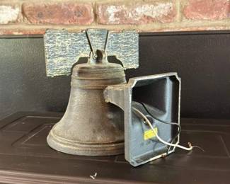 Liberty Bell Sconce Light