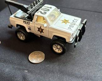 Matchbox "Police Tow Truck" Die-Cast Vehicle