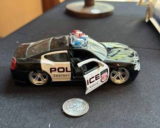 Jada Toys 1:24 Scale Dodge Charger Police Car