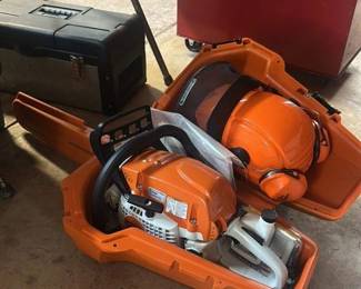 STIHL MS 271 Farm Boss Chainsaw with Safety Gear