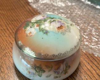 Antique Porcelain Hinged Box with Floral Motif