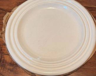 Le Creuset Stoneware Plate
