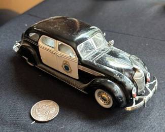 1950s Ford Crown Victoria Police Car Diecast Model