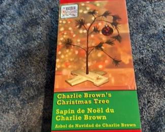 Peanuts Charlie Brown Christmas Tree