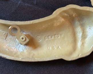 Sexton "The Hunt" Wall Plaque