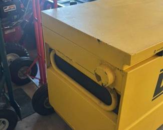 DeWalt Rolling Tool Chest