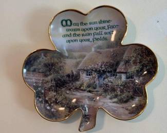 Shamrock -shaped decorative plate with Irish Blessing