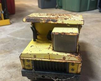 Vintage Tonka Pressed Steel Dump Truck