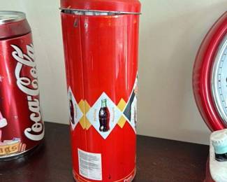Coca-Cola Straw Dispenser
