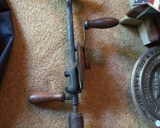 Millers Falls "Eggbeater" Hand Drill