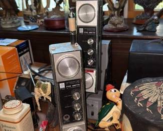 Realistic RA-3000 "Stereo Mate" Transistor Radio