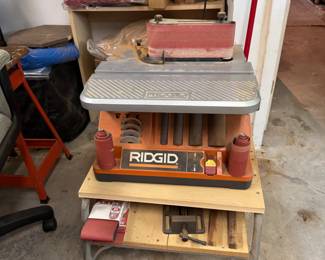 Oscillating Sander