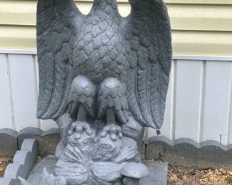 Very large concrete Eagle