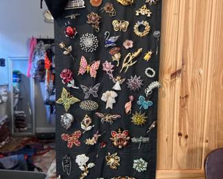 Pins galore. Some to wear or even make your own Christmas tree pin art. We have necklaces, rings, pins. A very large collection of costume jewelry.