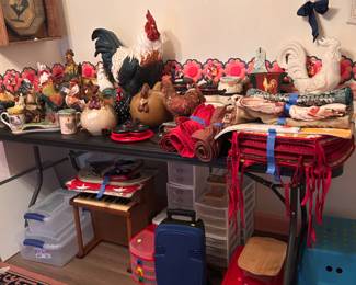 Calling all Rooster hen chicken collectors. A few breakable roosters in front sun room.
