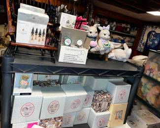 Spring/ Easter Cherished Teddies. We have 100’s of Cherished Teddies, Christmas, Fall, spring, Winter, Easter & more…
