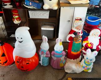 Sweet selection of Blowmold characters.