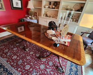 Stunning Baker Double Pedestal "Historic Charleston" Dining Table with 2 additional table leaves