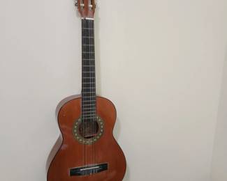 Avila Guitar