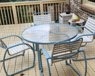 Round Glass Top Patio Table and Chairs