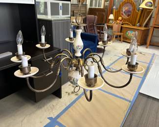 Candle-style chandelier