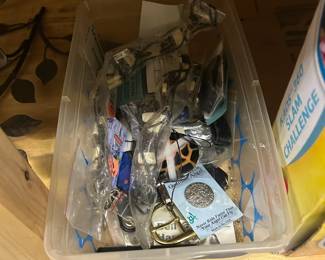 Assorted arts and crafts items