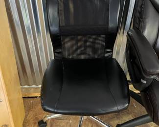 Assorted Office Chairs