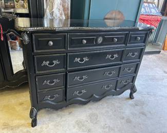 Cindy Crawford Home Furniture