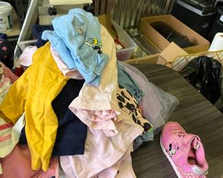 Kids clothes from 0-3 months up to 10/12 - most are 2T and 3T