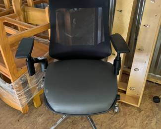Assorted Office Chairs