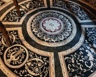 Round Rug