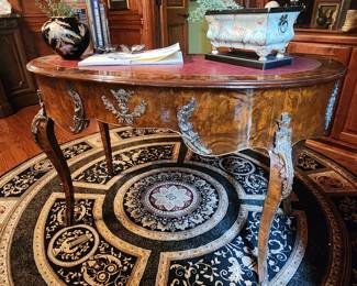Vintage French Style Kidney Shaped Desk with Leather Top