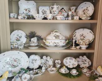 Herend-- Rothschild Bird, Queen Victoria, Royal Garden, Fortuna Rust and Apponyi Collection