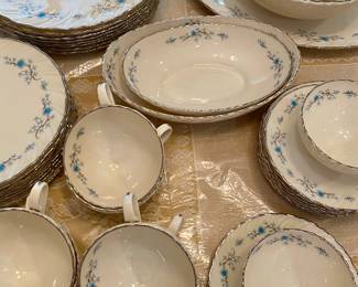Beautiful Lenox China set - love this pattern! Production era: 1959-1979