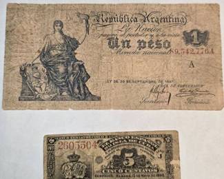 DE338Argentinian Un Peso Cuban CInco Pesos