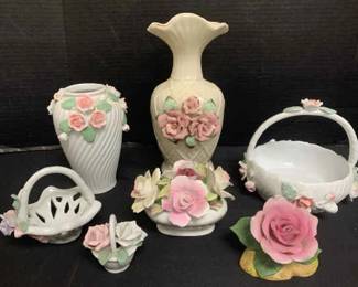 CT440Vintage Rose Collectibles