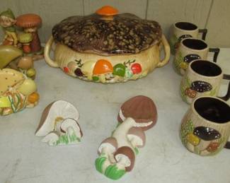 Vintage Mushroom Kitchen Items