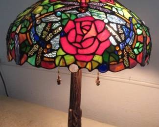 Tiffany Style Dragon Fly Lamp