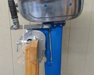 1947 Firestone 7.5 H.P. Boat Motor