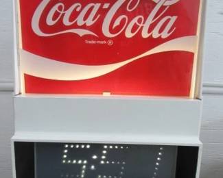 1976 Coke Digital Clock - Lights Up & Runs