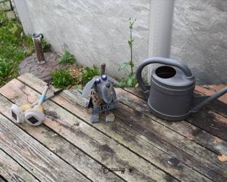371Back Yard