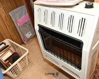 728Laundry Room