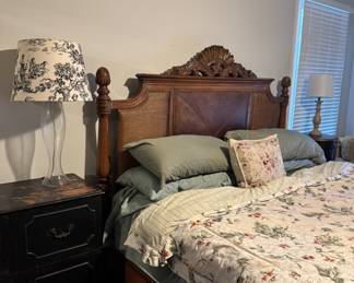 King size bed