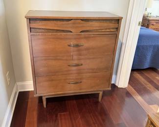 Midcentury Modern Dresser (has matching night stand)