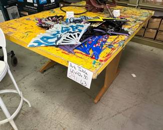 Art Table 