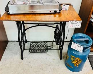 Sowing Machine Style Table
