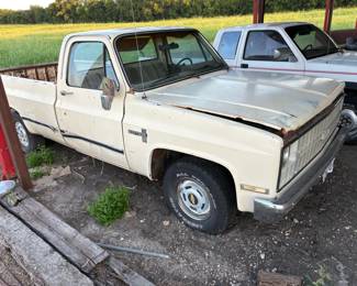 1992 CHEVY BARN FIND HALF TON TRUCK.