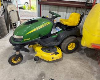 JOHN DEERE SST18 ZERO TURN MOWER THIS IS THE FIRST ZERO TURN NICE RUNNING MACHINE.