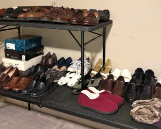 LADIES SHOES, MOSTLY 8 AND 8.5.  MENS SHOES MOSTLY 10.